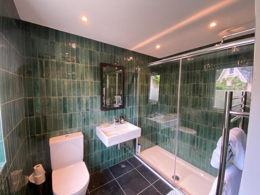 Gem In Connemara Flat Appartamento Oughterard Esterno foto